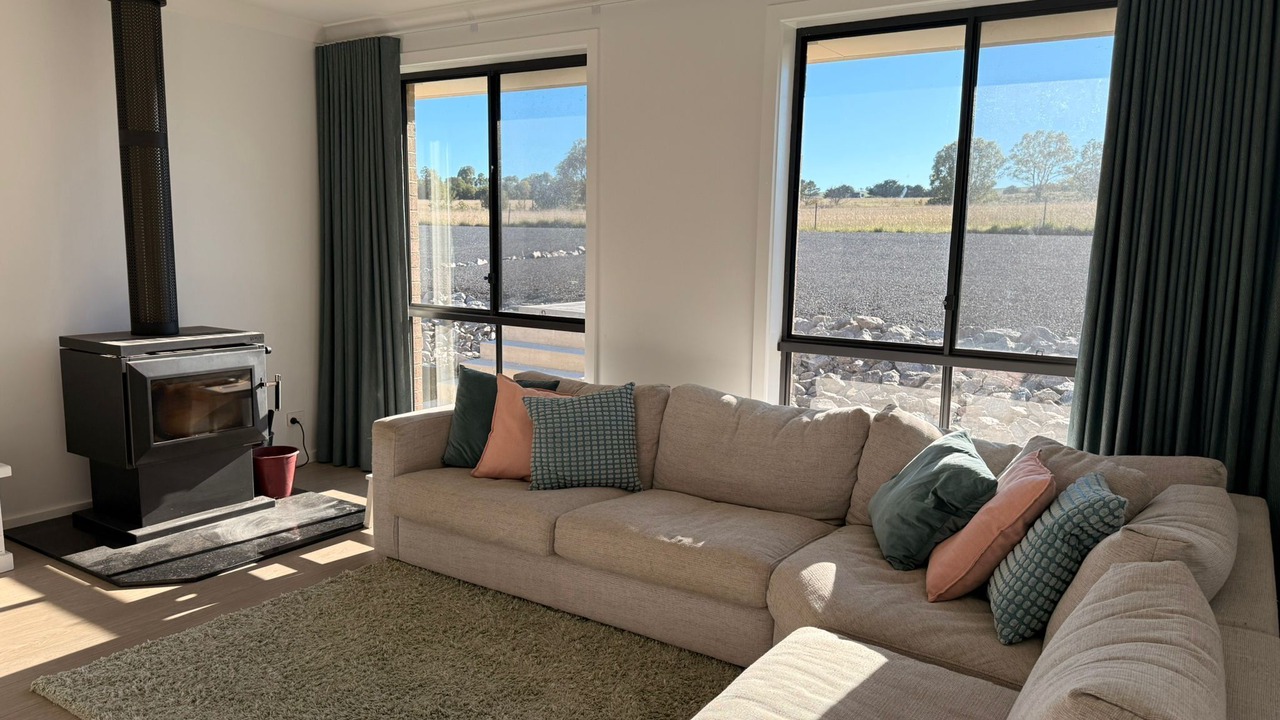 Photo of Livingroom in Currawang