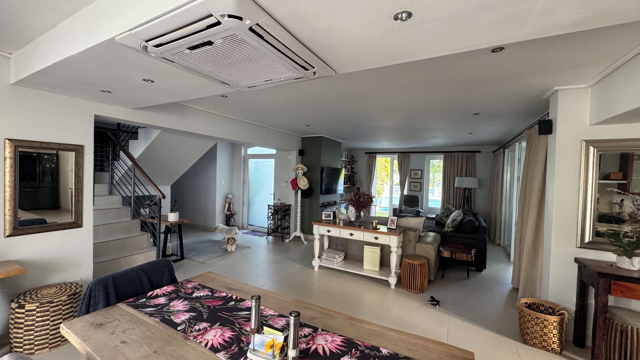Photo of Livingroom in Stellenbosch