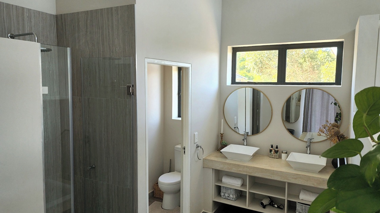 Photo of Bathroom in Onrus