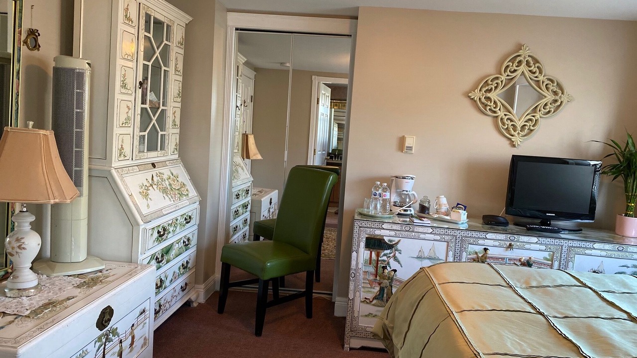 Photo of Bedroom in Lower Lonsdale
