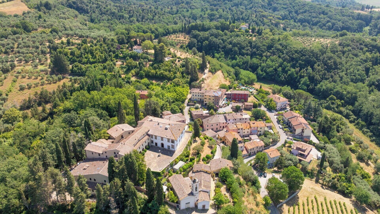 Photo of Others in Palaia