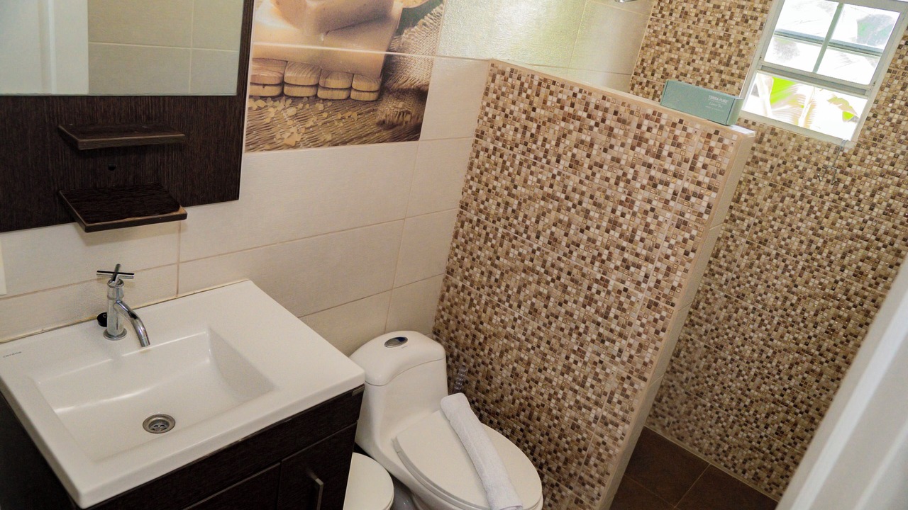 Photo of Bathroom in Oranjestad