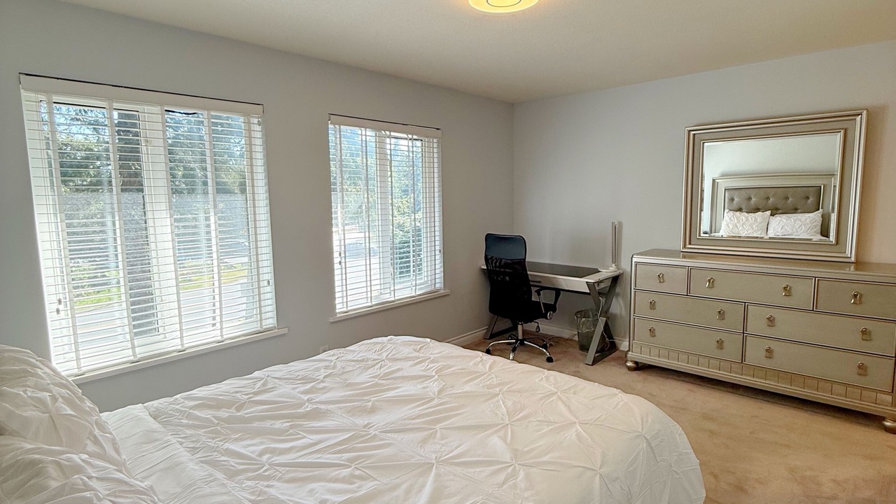 Photo of Bedroom in Caulfeild