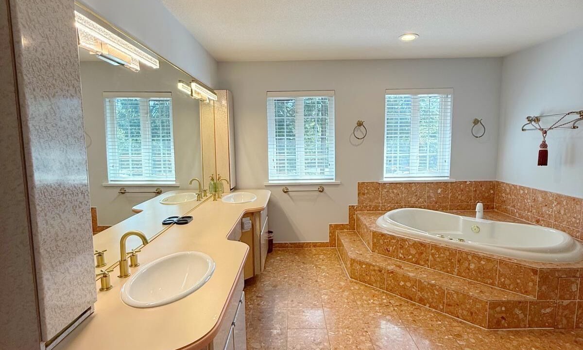 Photo of Bathroom in Caulfeild