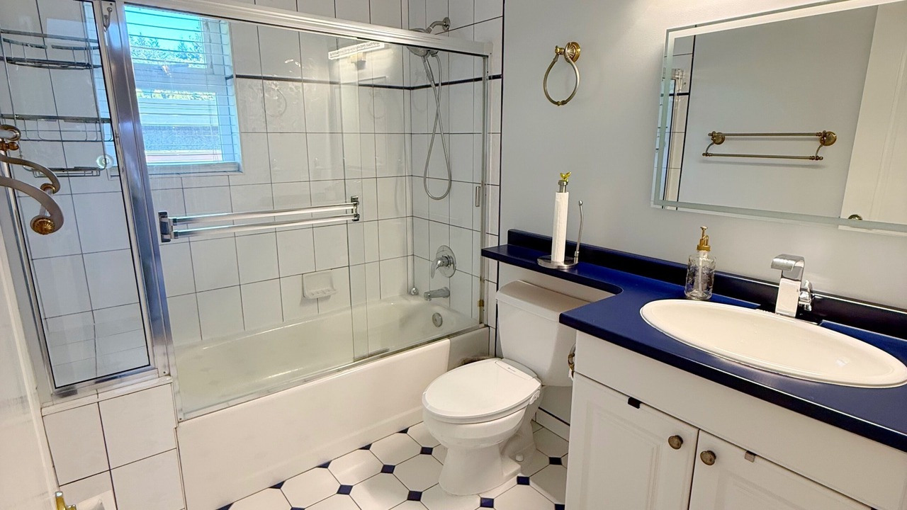 Photo of Bathroom in Caulfeild