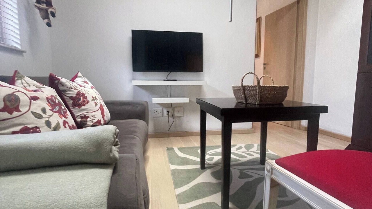 Photo of Livingroom in Scott Estate