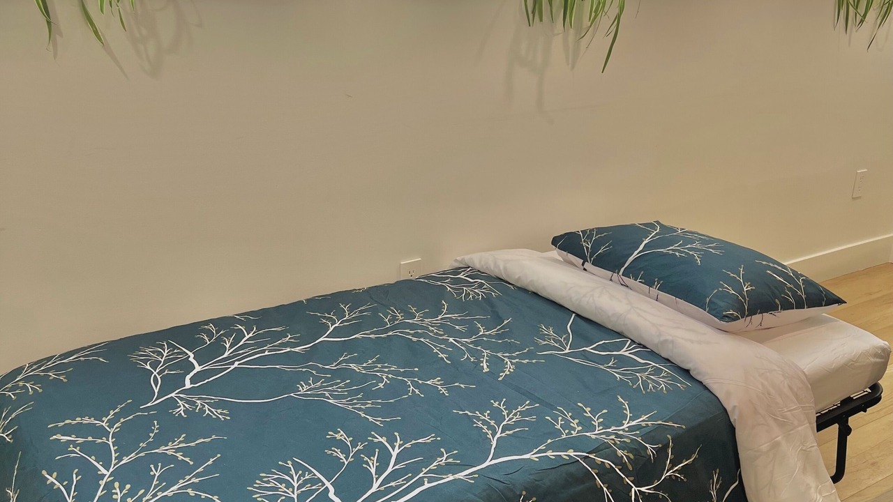 Photo of Bedroom in Metro Vancouver Regional District