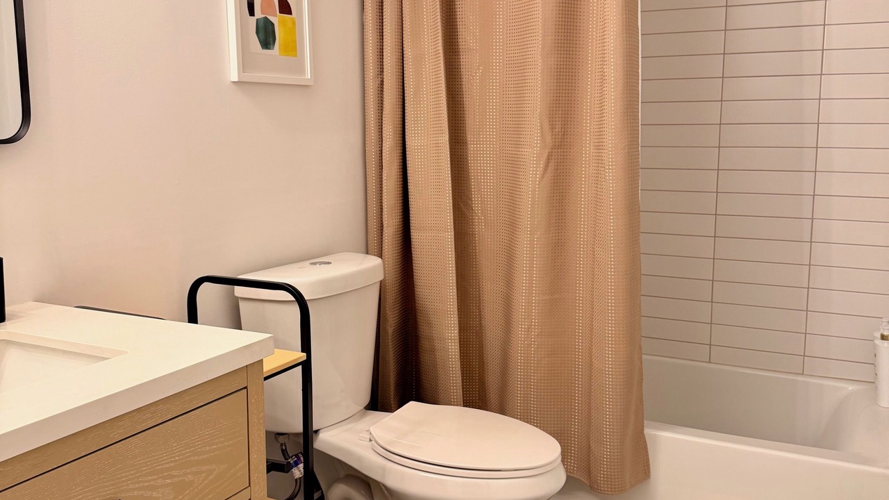 Photo of Bathroom in Petworth