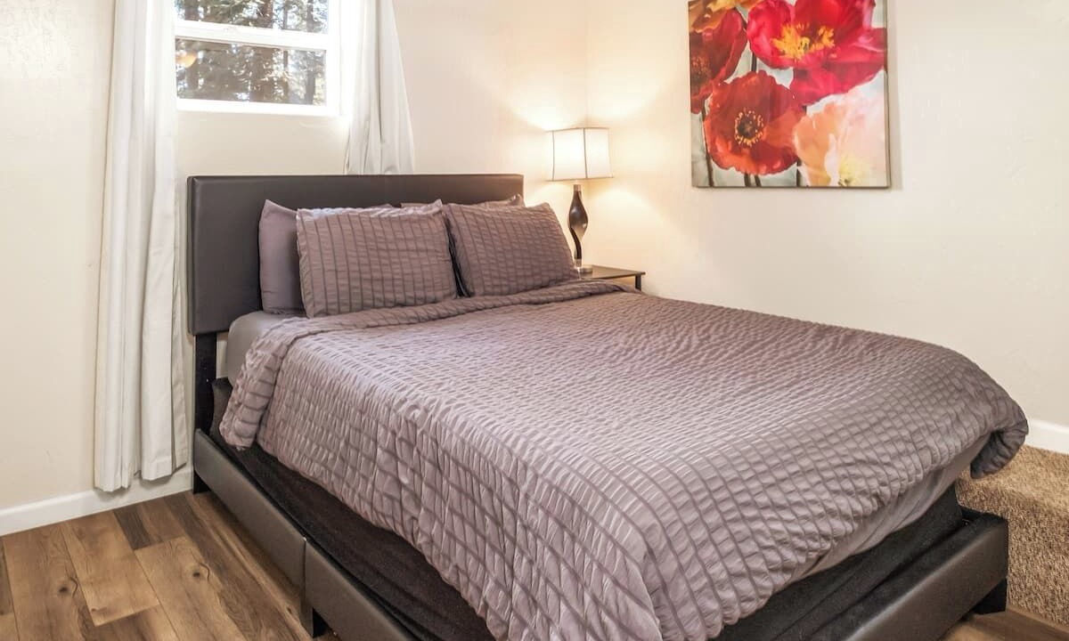 Photo of Bedroom in Tahoe Village