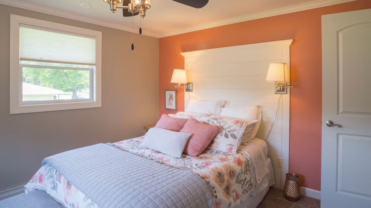 Photo of Bedroom in Ashwaubenon