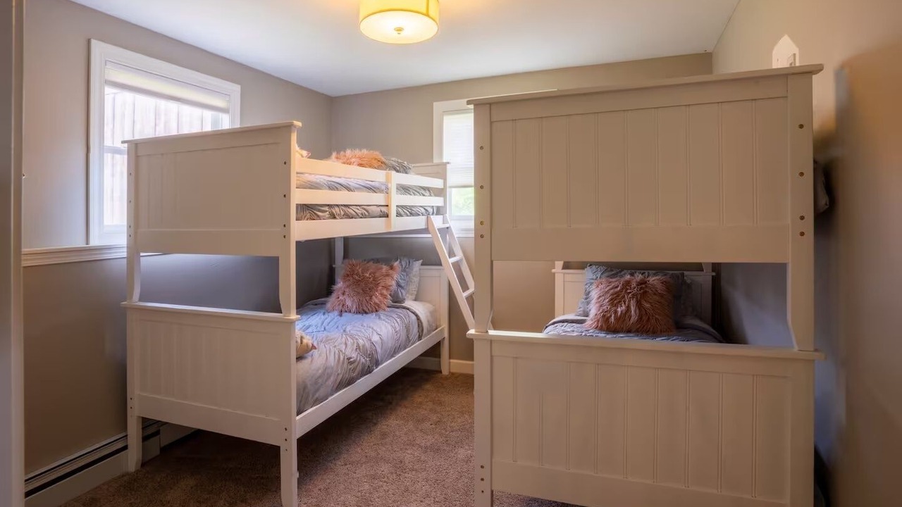 Photo of Bedroom in Ashwaubenon