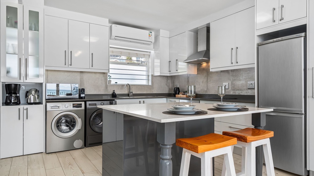 Photo of Kitchen in Gordons Bay Central