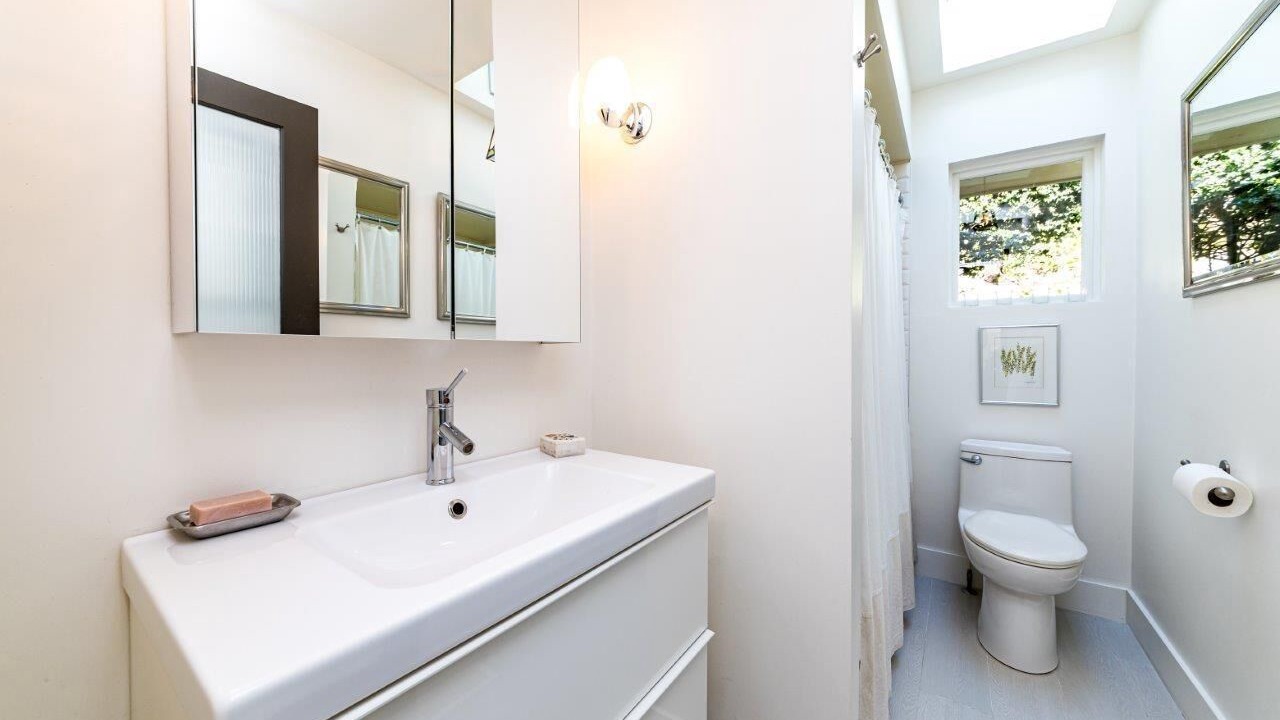 Photo of Bathroom in Horseshoe Bay