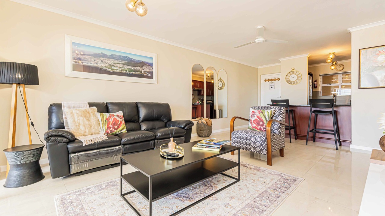 Photo of Livingroom in Century City