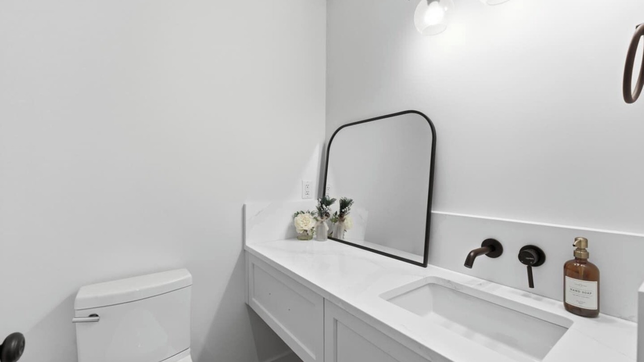 Photo of Bathroom in Pemberton Heights