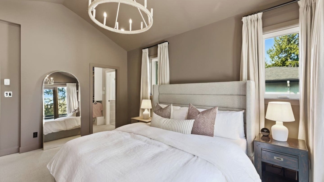 Photo of Bedroom in Pemberton Heights