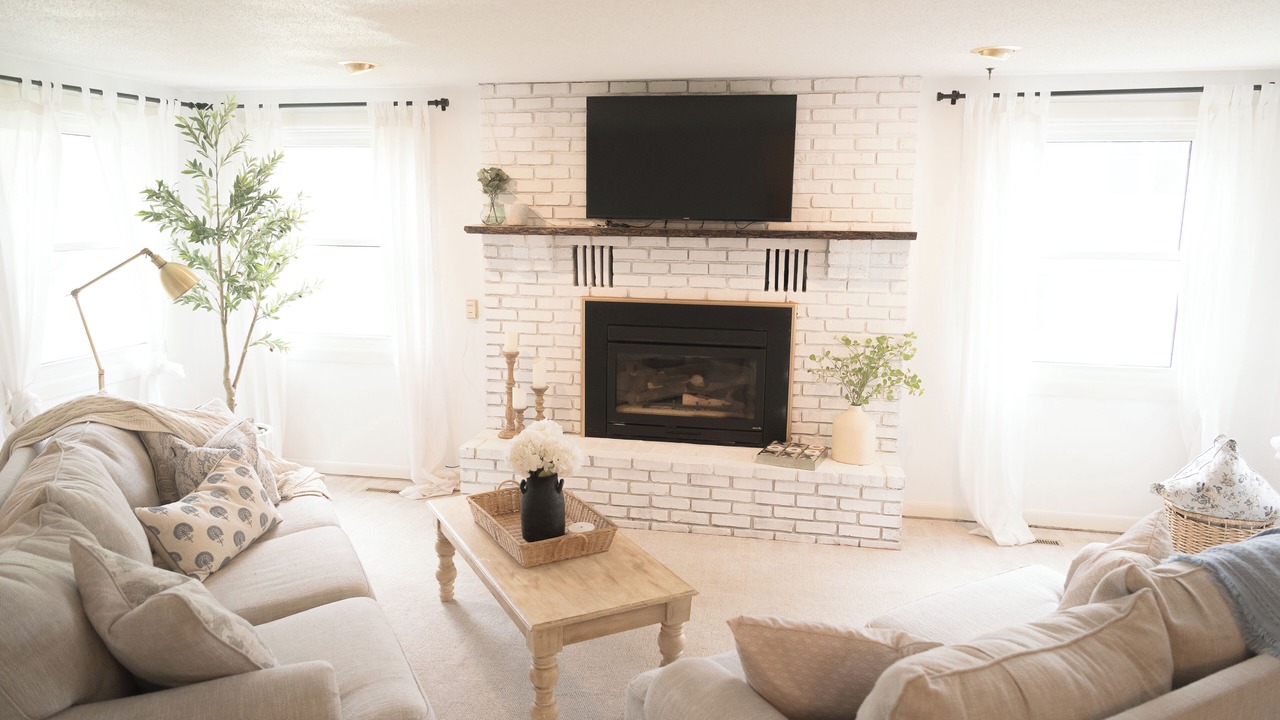 Photo of Livingroom in Battle Lake