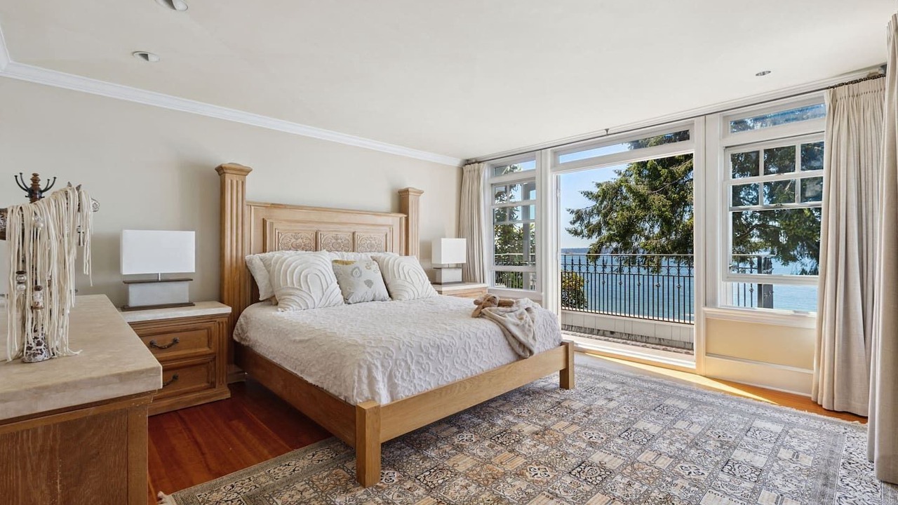 Photo of Bedroom in West Vancouver