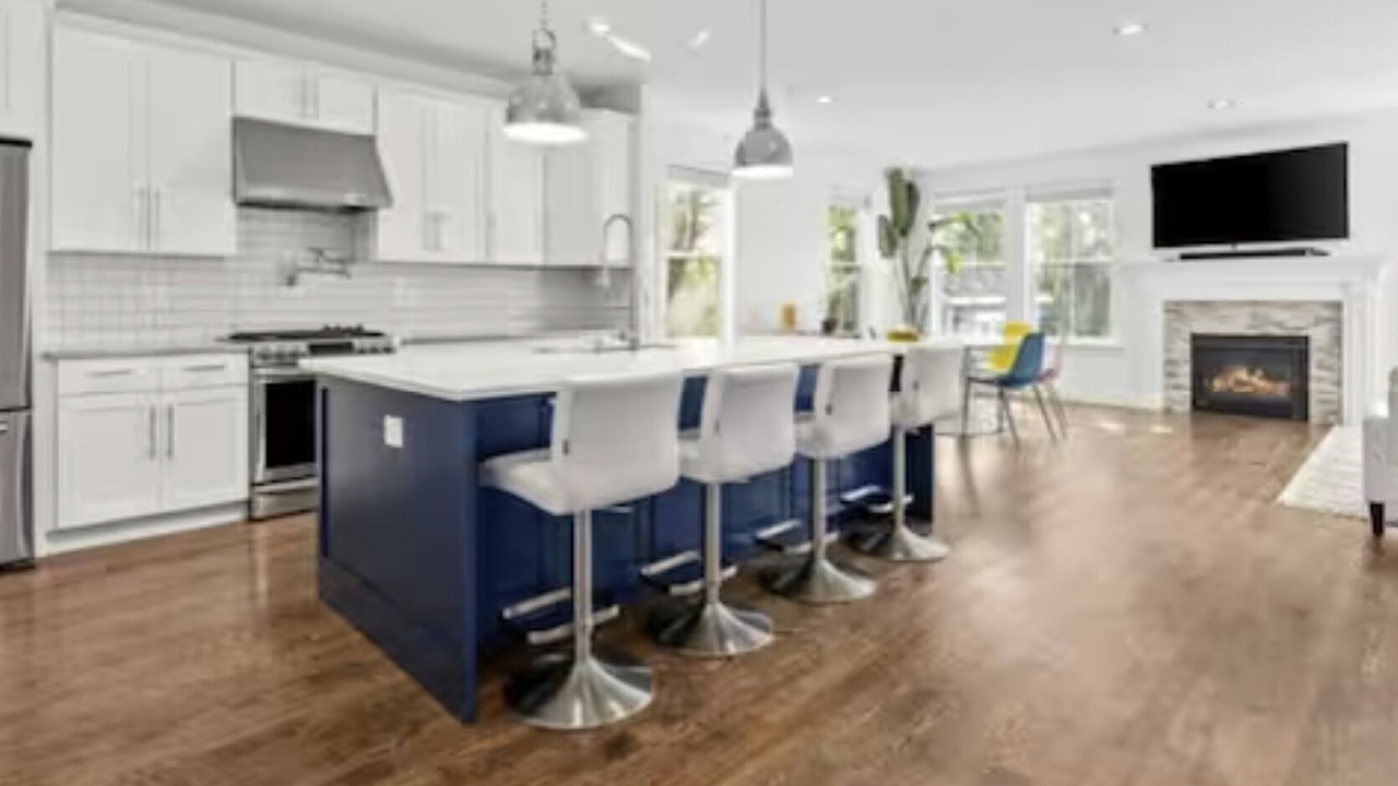 Photo of Kitchen in College Park