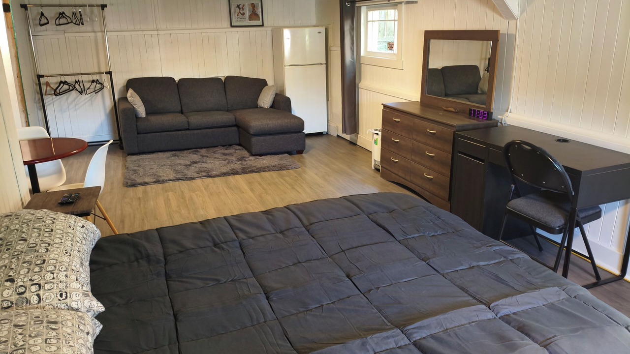 Photo of Bedroom in Kensington-Cedar Cottage