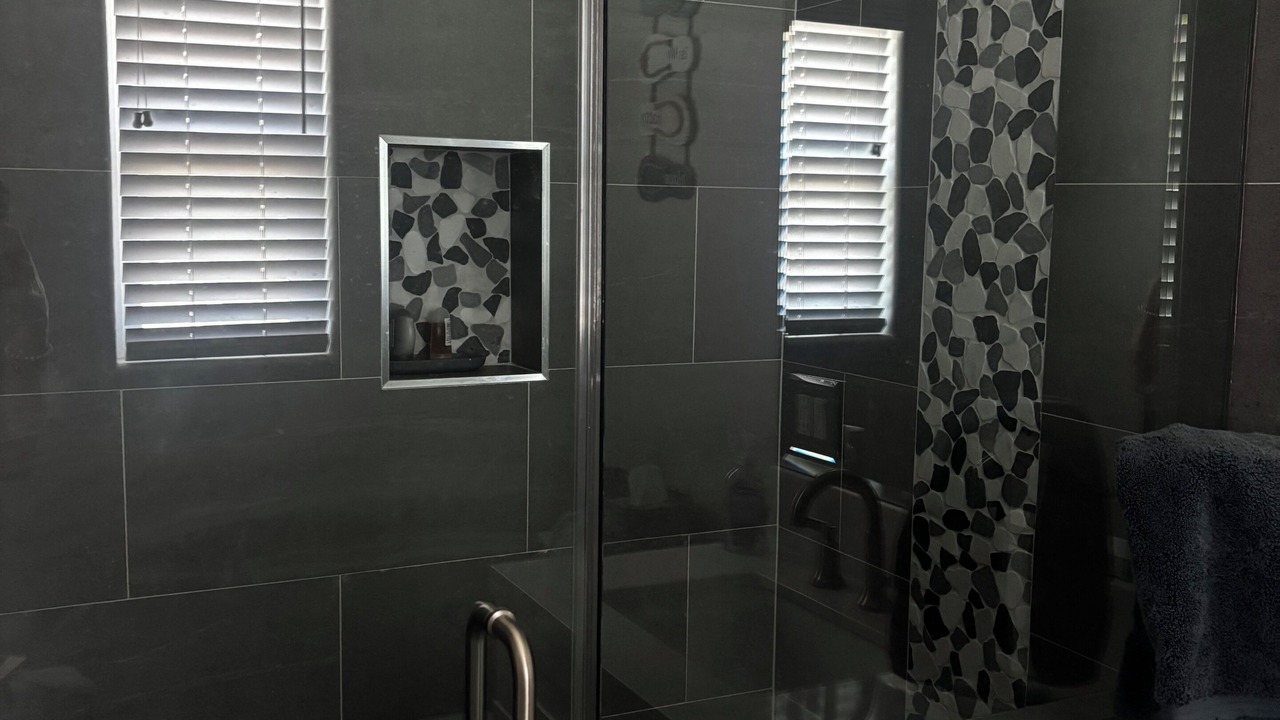 Photo of Bathroom in Silver Strand