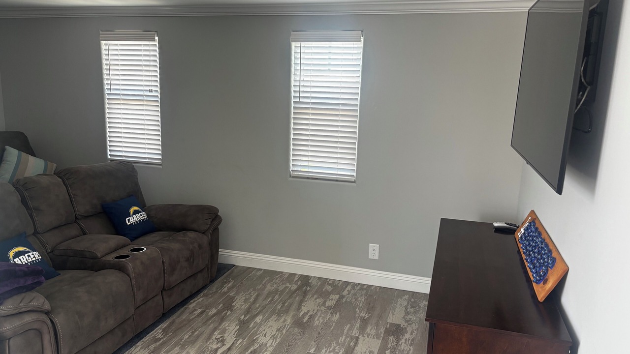 Photo of Livingroom in Silver Strand