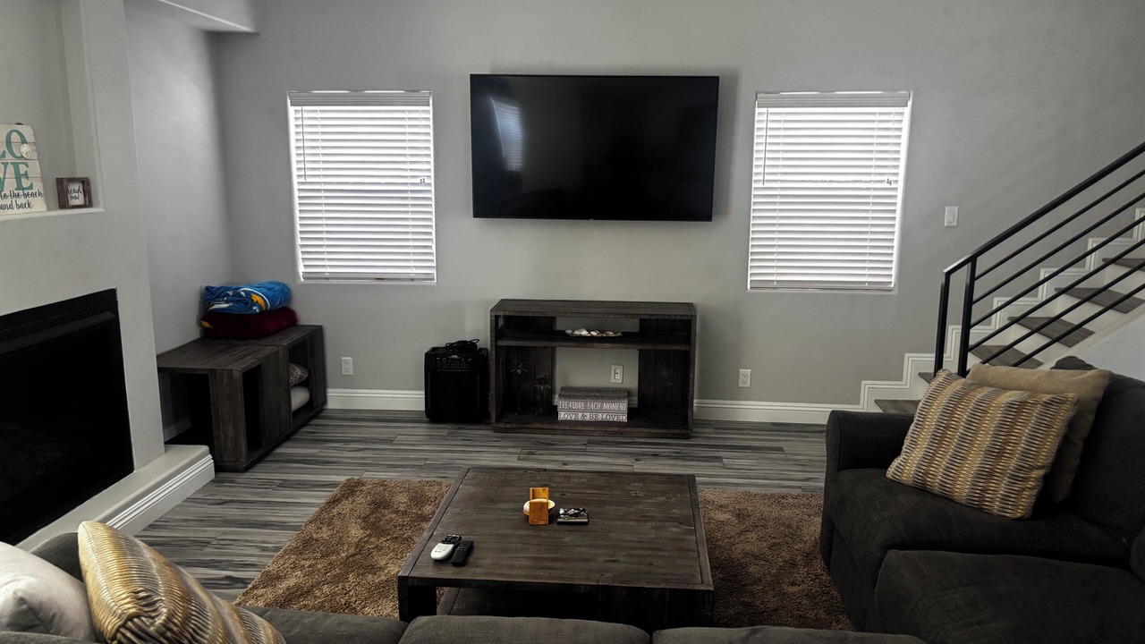 Photo of Livingroom in Silver Strand