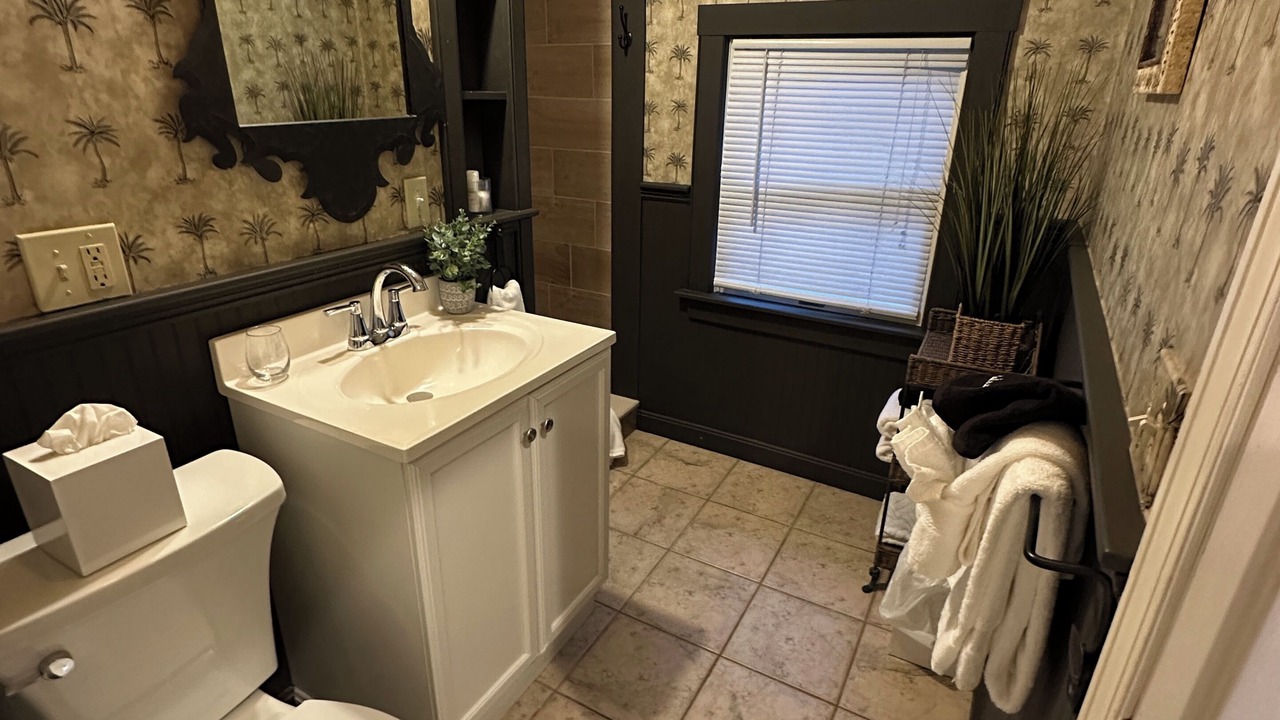 Photo of Bathroom in Yachting Village