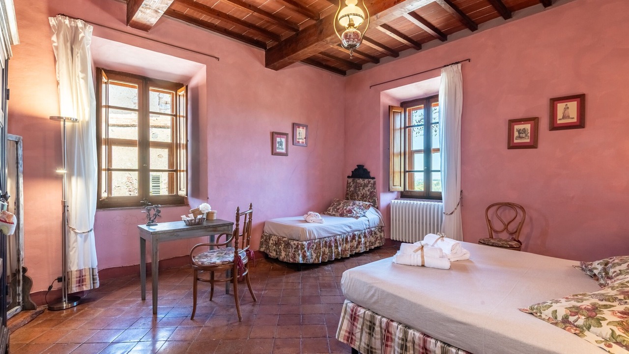 Photo of Bedroom in Monteriggioni