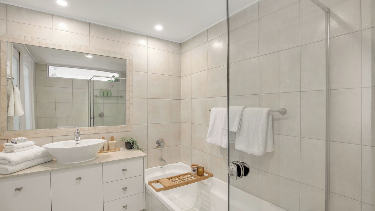 Photo of Bathroom in Mermaid Beach