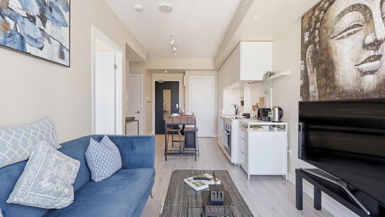 Photo of Livingroom in Downtown Toronto
