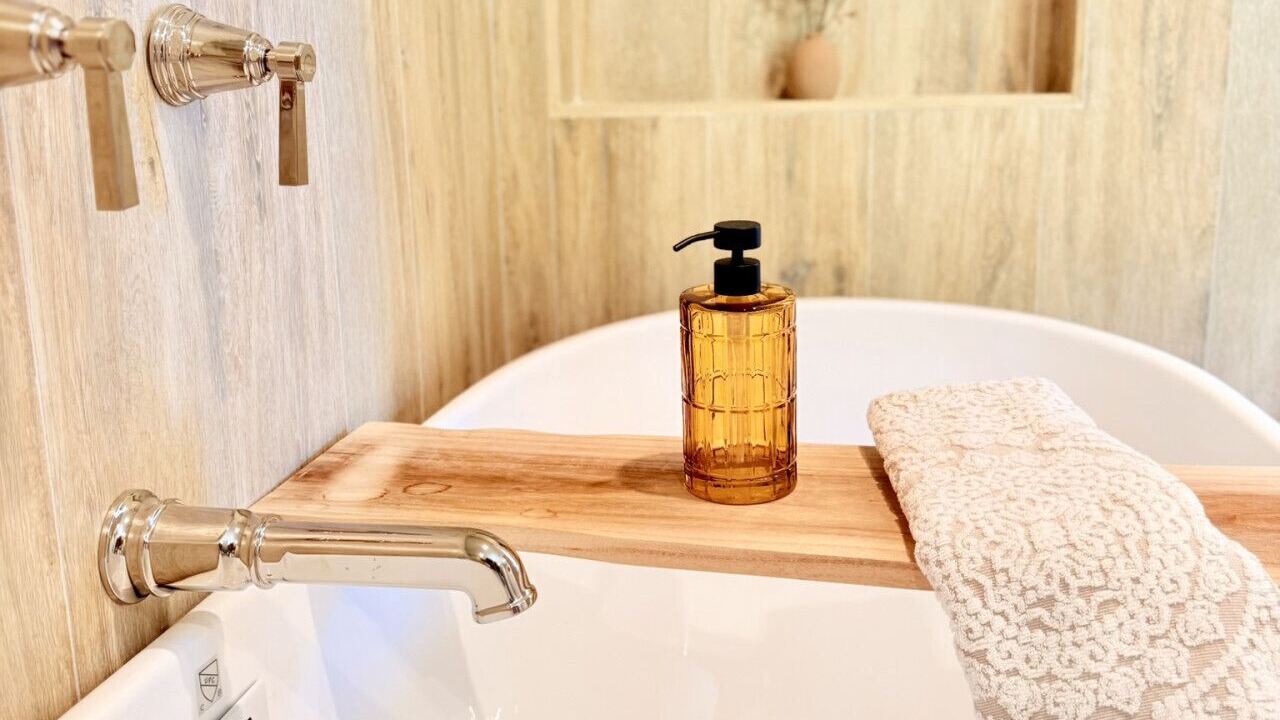 Photo of Bathroom in Meiners Oaks