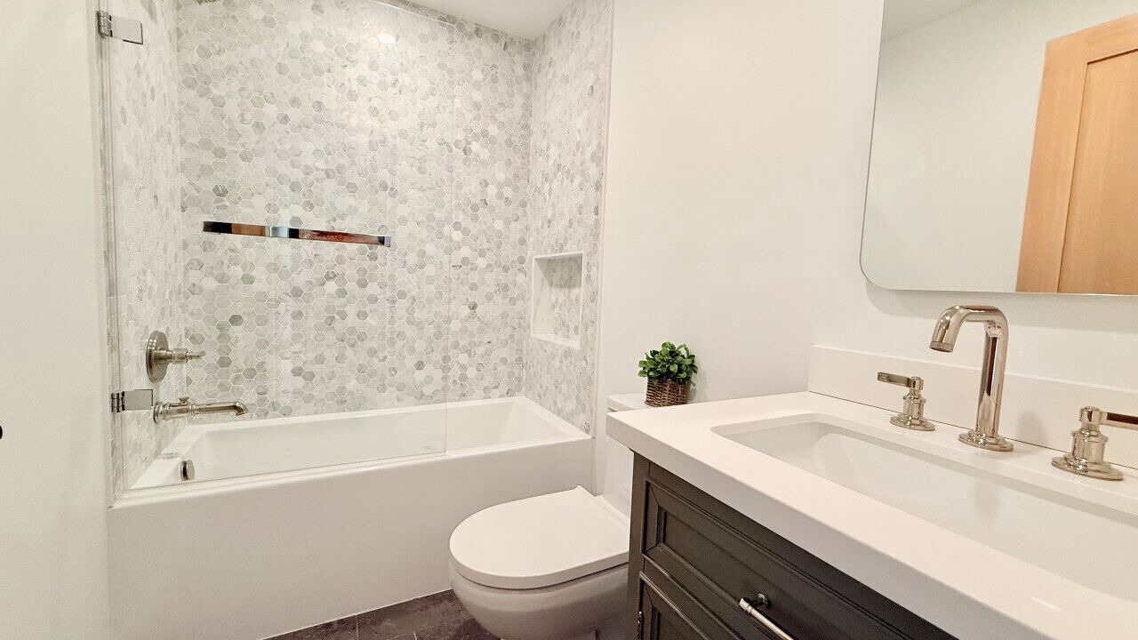 Photo of Bathroom in Meiners Oaks