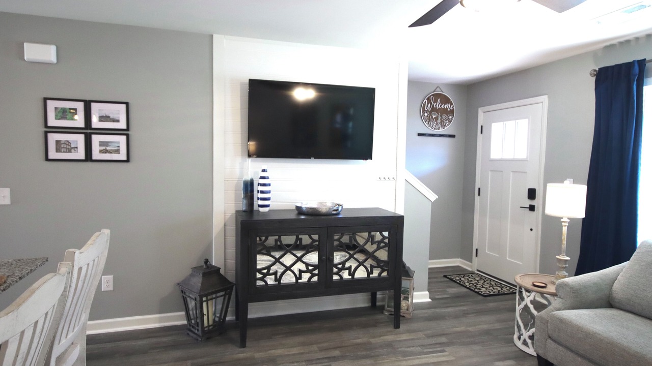 Photo of Livingroom in Mocksville