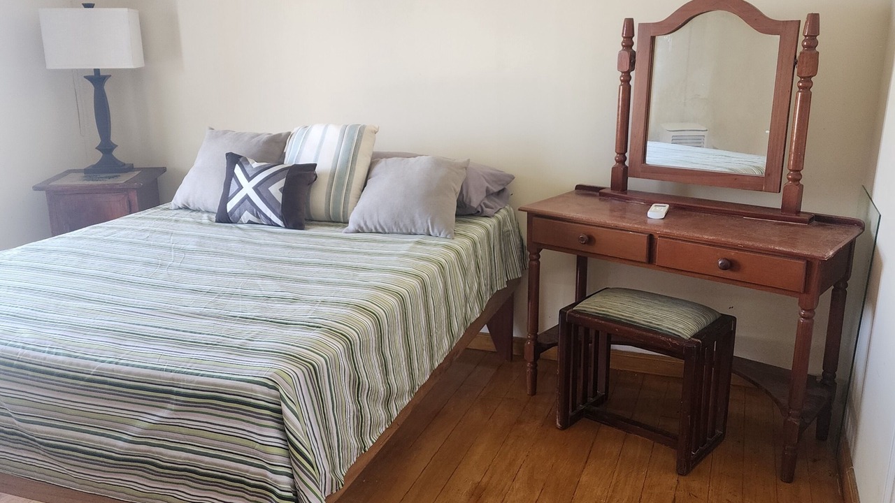Photo of Bedroom in Lambeau