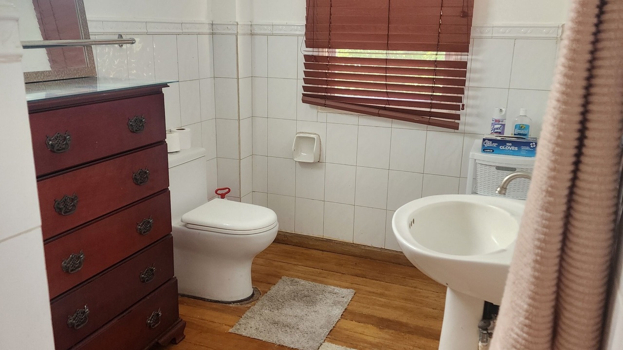 Photo of Bathroom in Lambeau