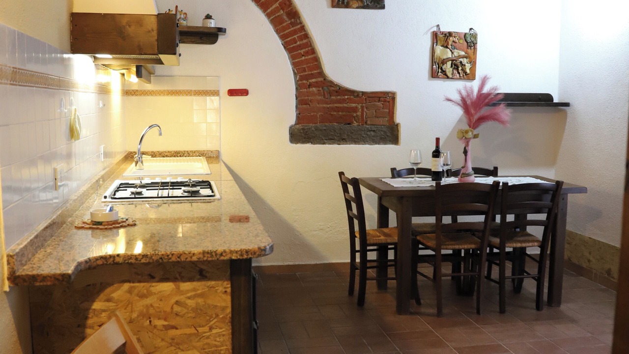 Photo of Others in Bolgheri