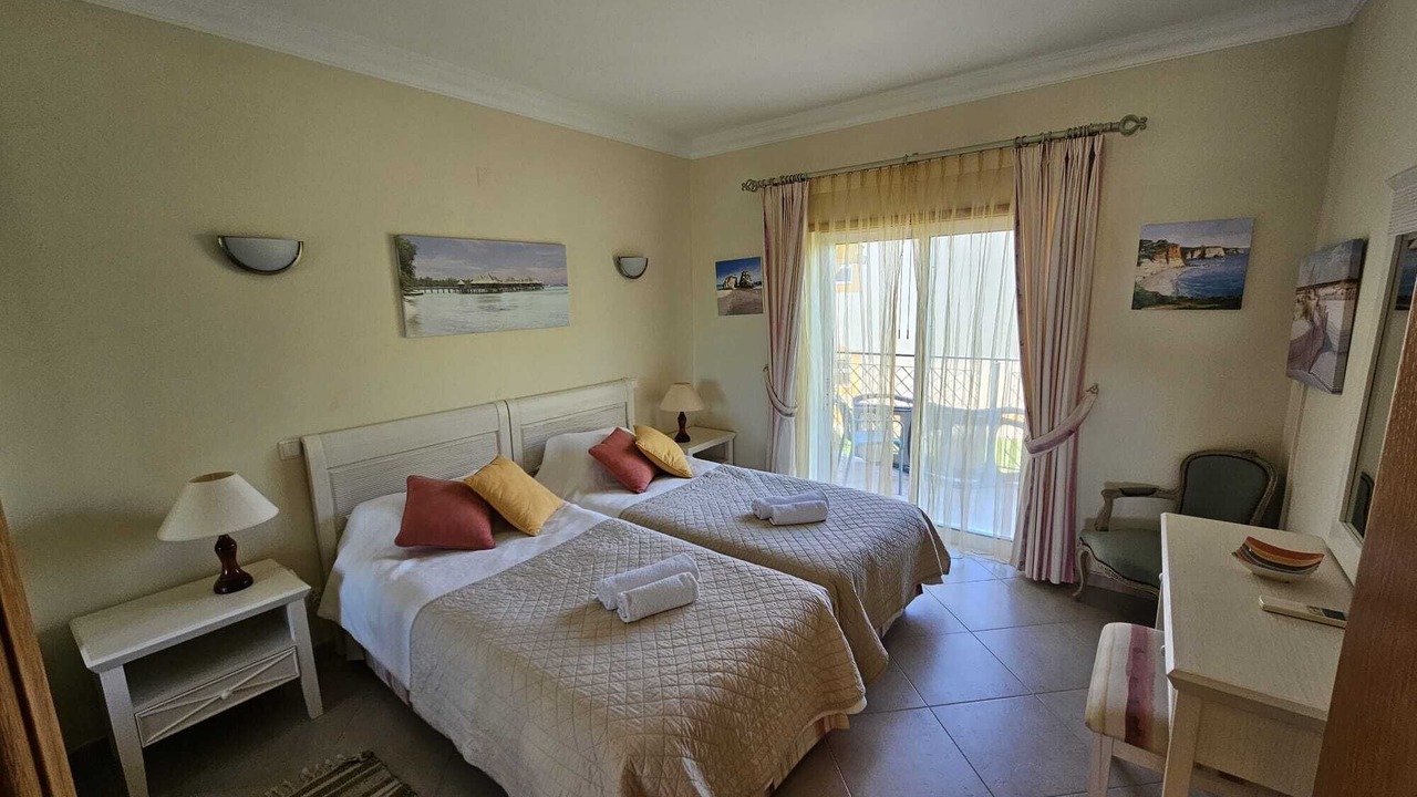 Photo of Bedroom in Atalaia