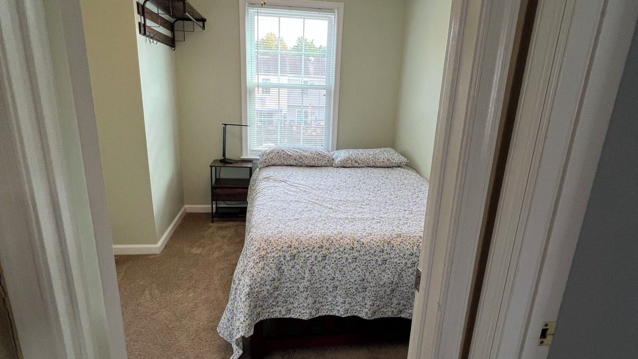 Photo of Bedroom in Gaithersburg