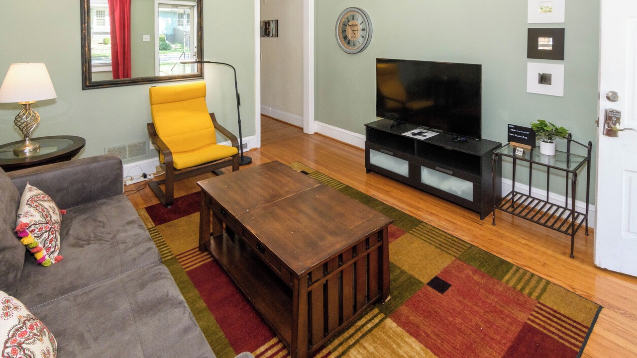 Photo of Livingroom in Plaza Midwood