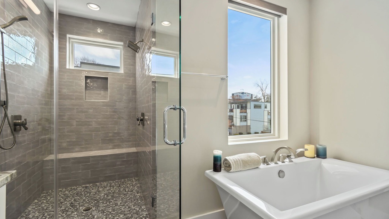 Photo of Bathroom in Third Ward