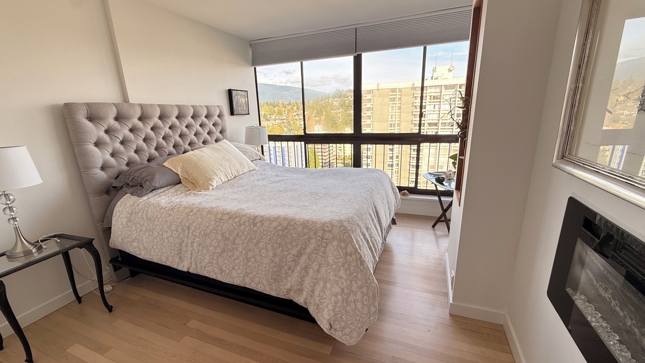 Photo of Bedroom in Hollyburn
