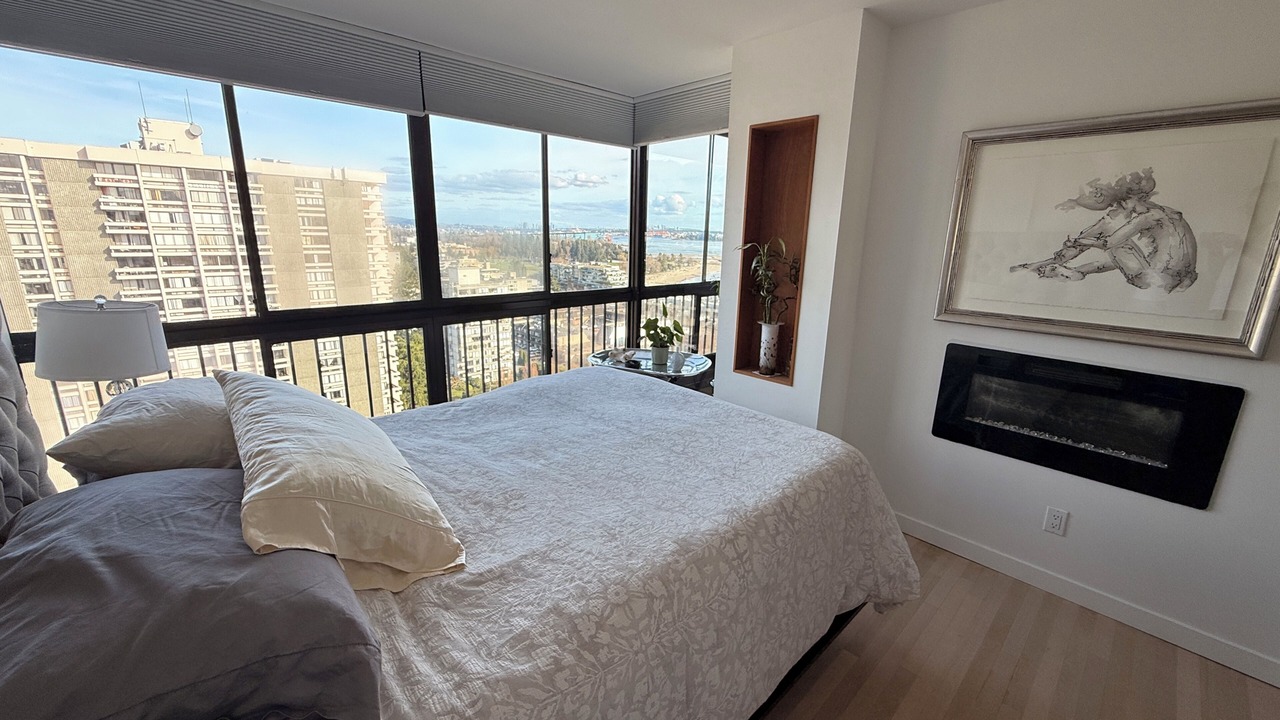 Photo of Bedroom in Hollyburn