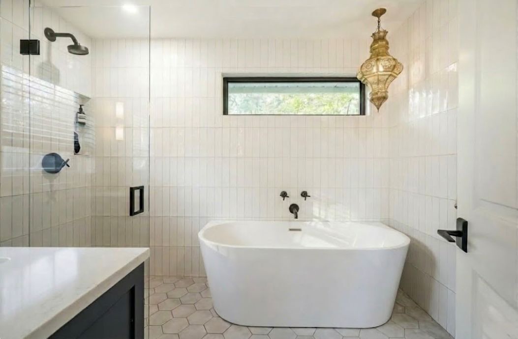 Photo of Bathroom in West Vancouver