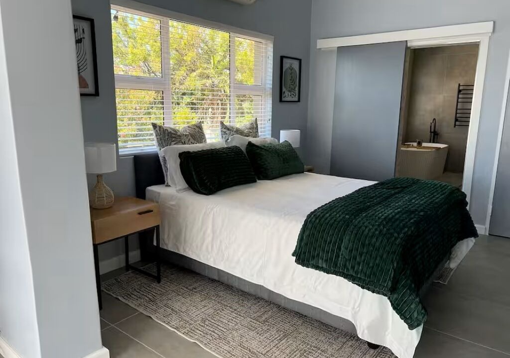 Photo of Bedroom in Mountainside