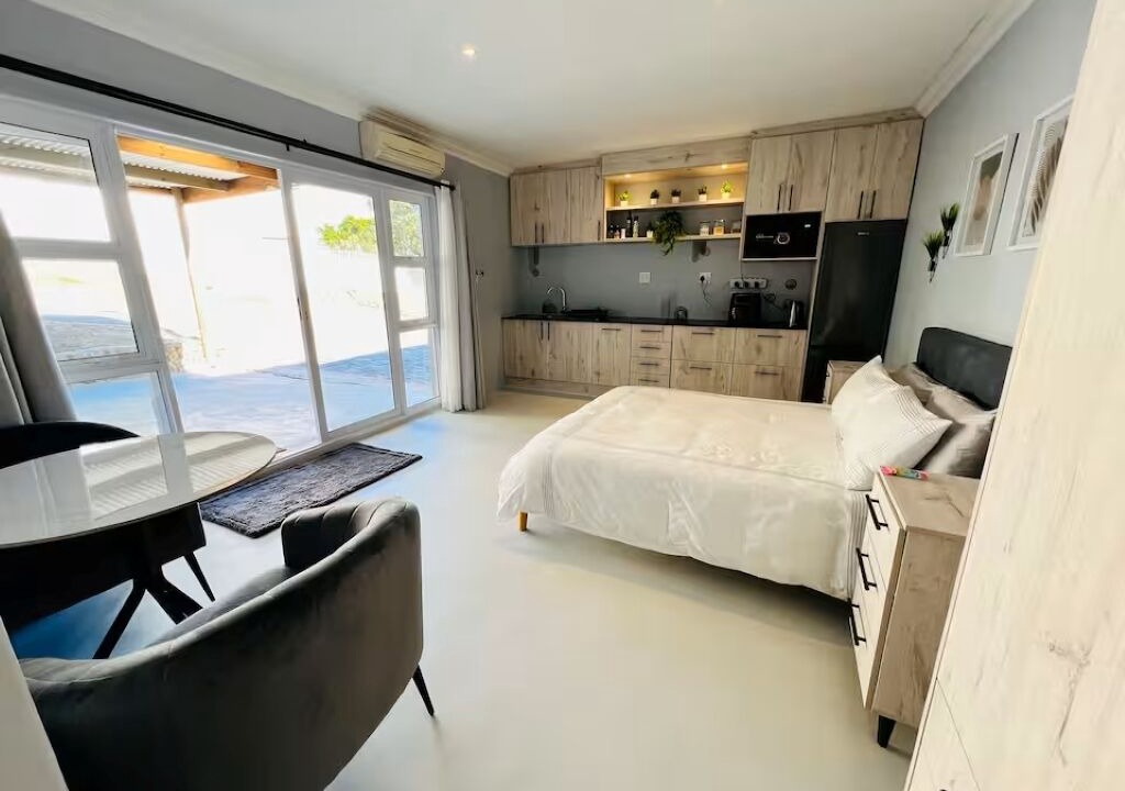 Photo of Bedroom in Mountainside