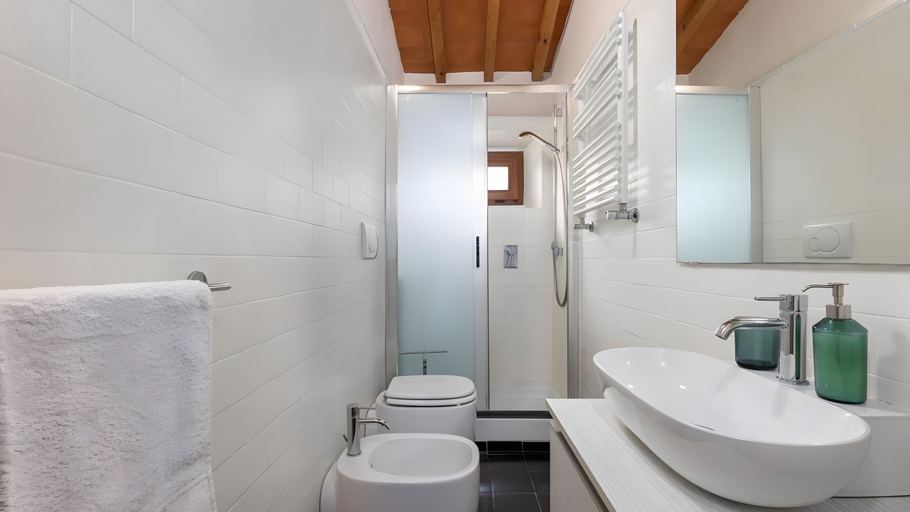 Photo of Bathroom in Galliano
