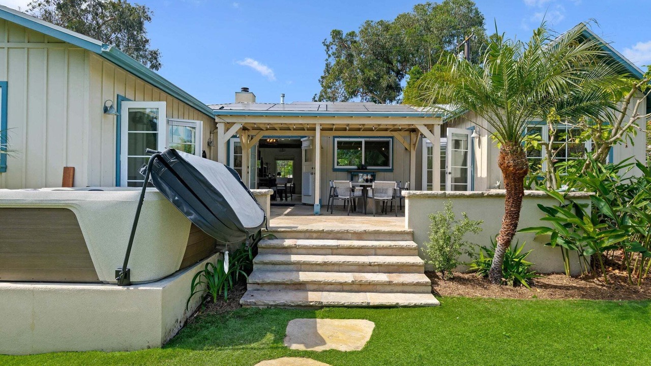Photo of Patio Balcony in West Mesa