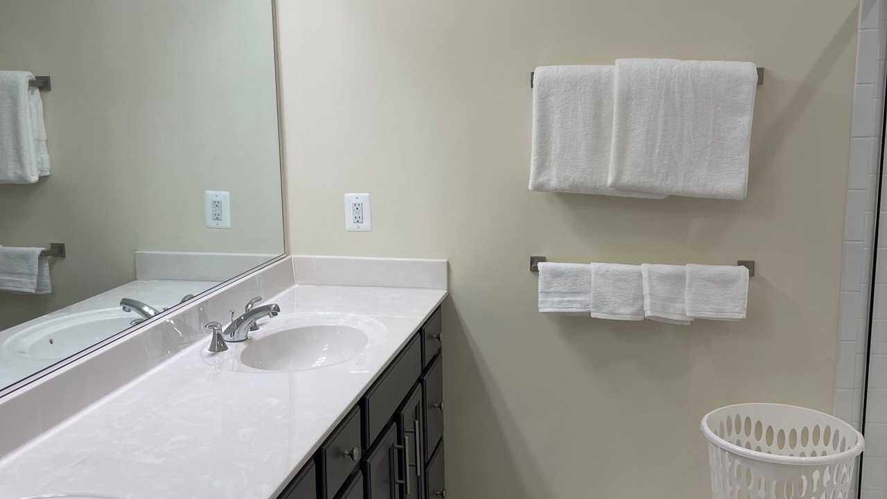 Photo of Bathroom in Largo