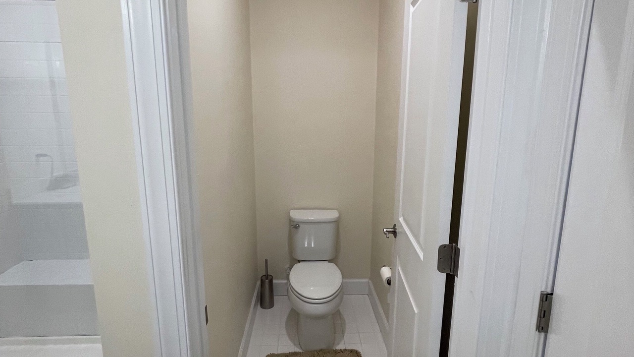 Photo of Bathroom in Largo